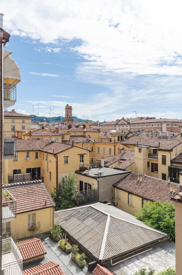 Inner Bo, Terrazzino Vista Tetti In Centro Storico Bologna Exterior foto